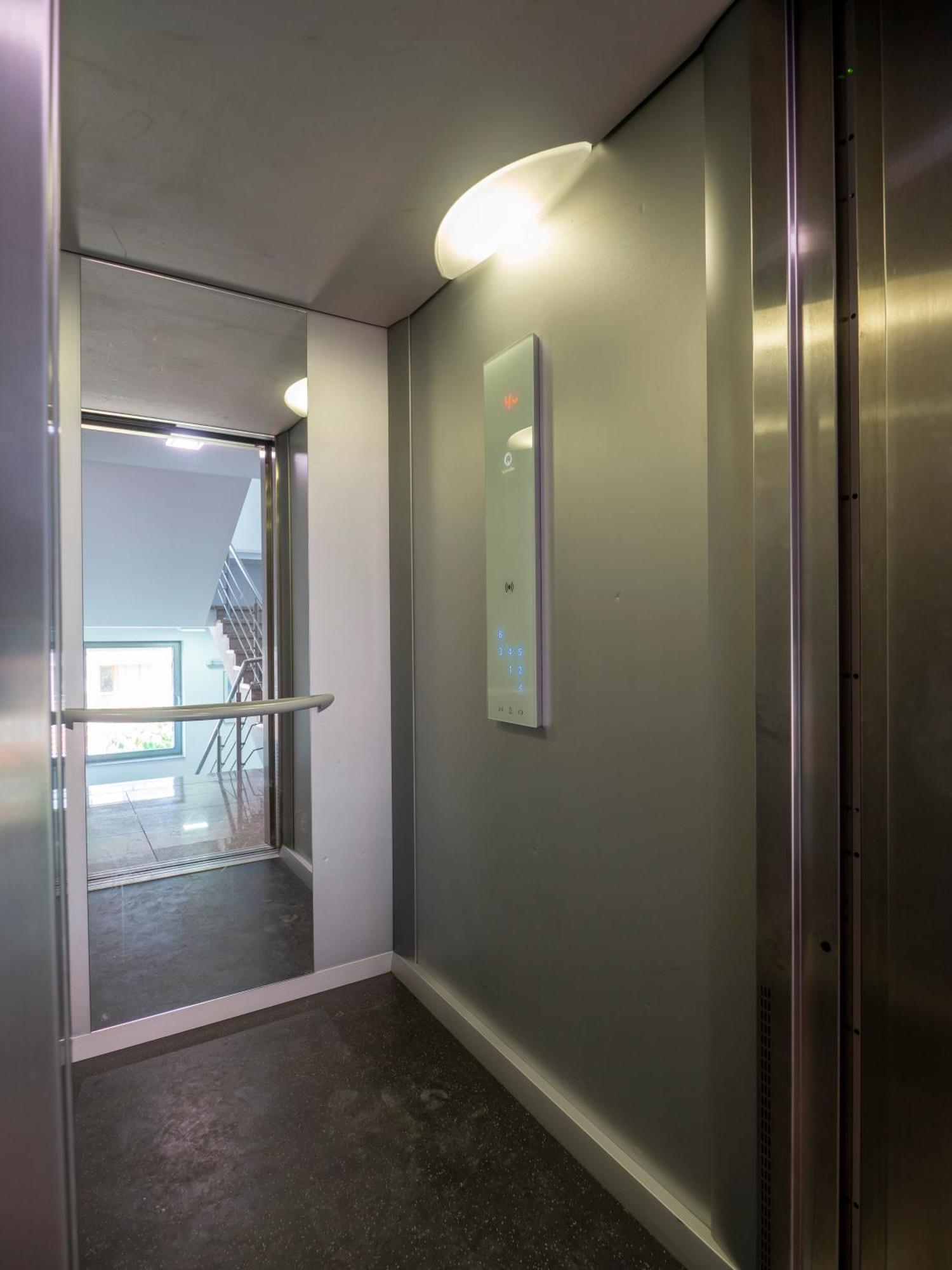 Vertigo2 Huge Apartment 2 Bedrooms Balcony Parking 索菲亞 外观 照片